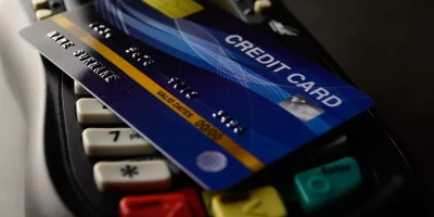 service_0003_credit-cards-placed-on-credit-card-swipes-2021-08-31-08-30-48-utc